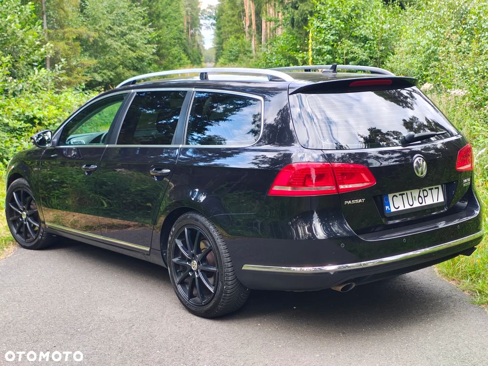 Volkswagen Passat - 13