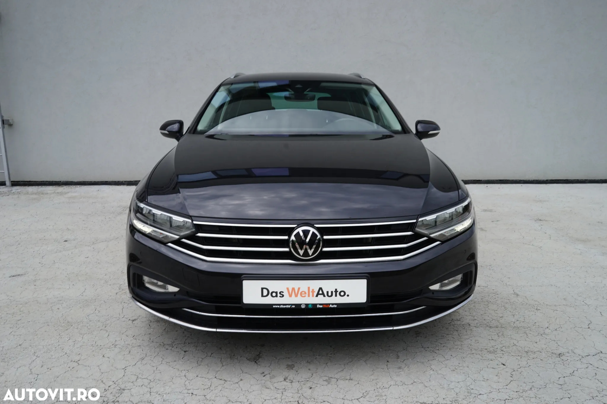 Volkswagen Passat Variant 2.0 TDI 4Mot DSG Highline - 9