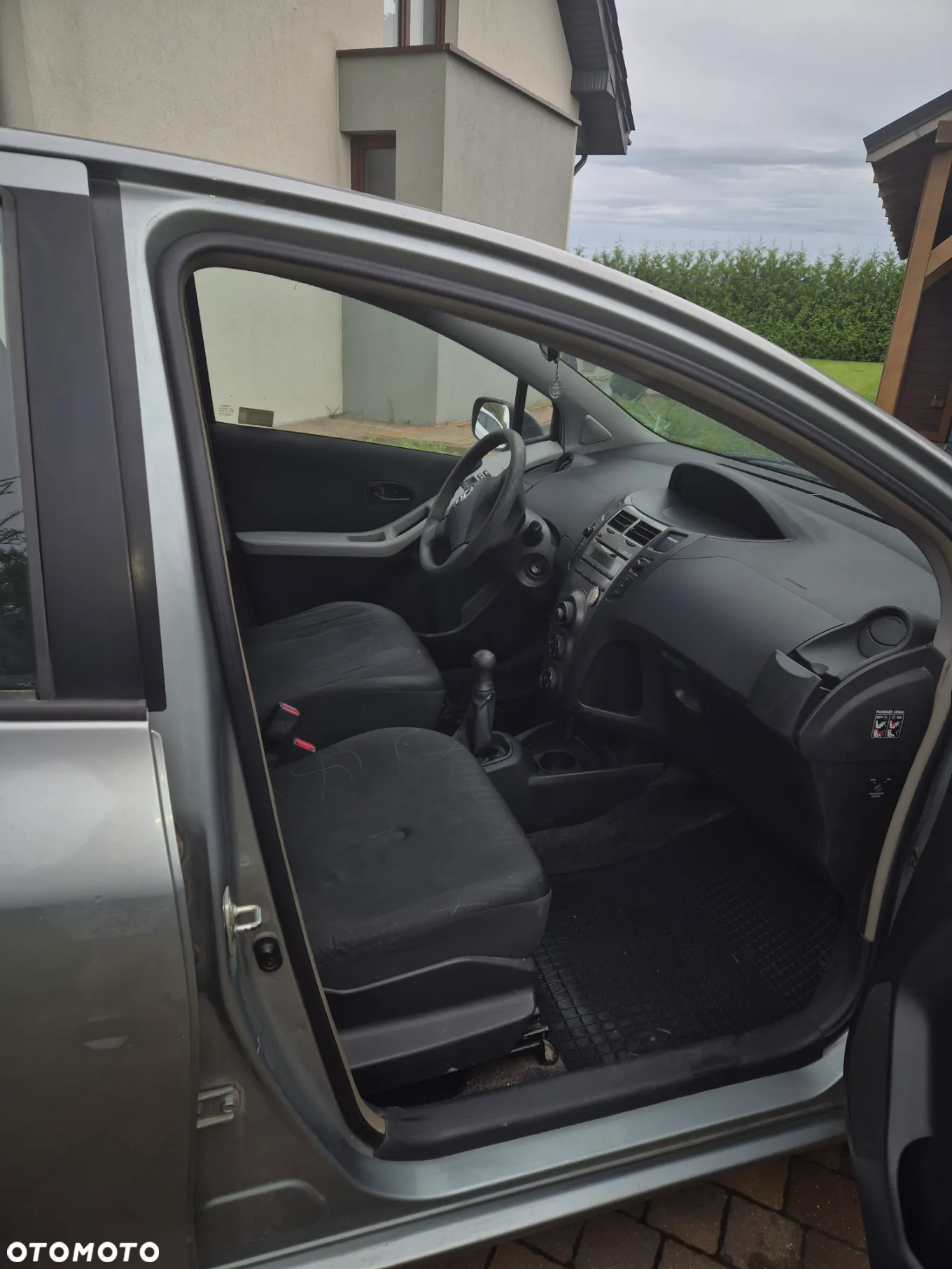 Toyota Yaris 1.0 Terra - 5