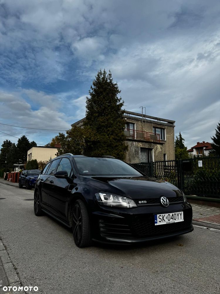 Volkswagen Golf GTD 2.0 TDI SCR DSG - 11