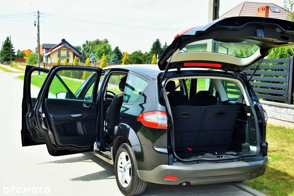 Ford S-Max 2.0 TDCi DPF Titanium - 17