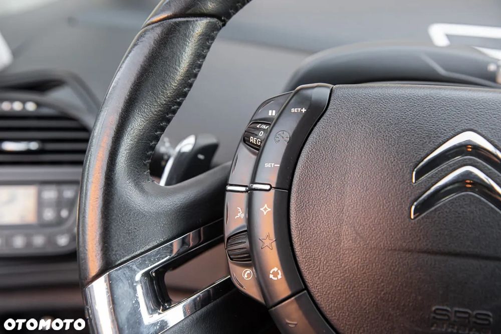 Citroën C4 Picasso 1.6 e-HDi FAP EGS6 Exclusive - 14