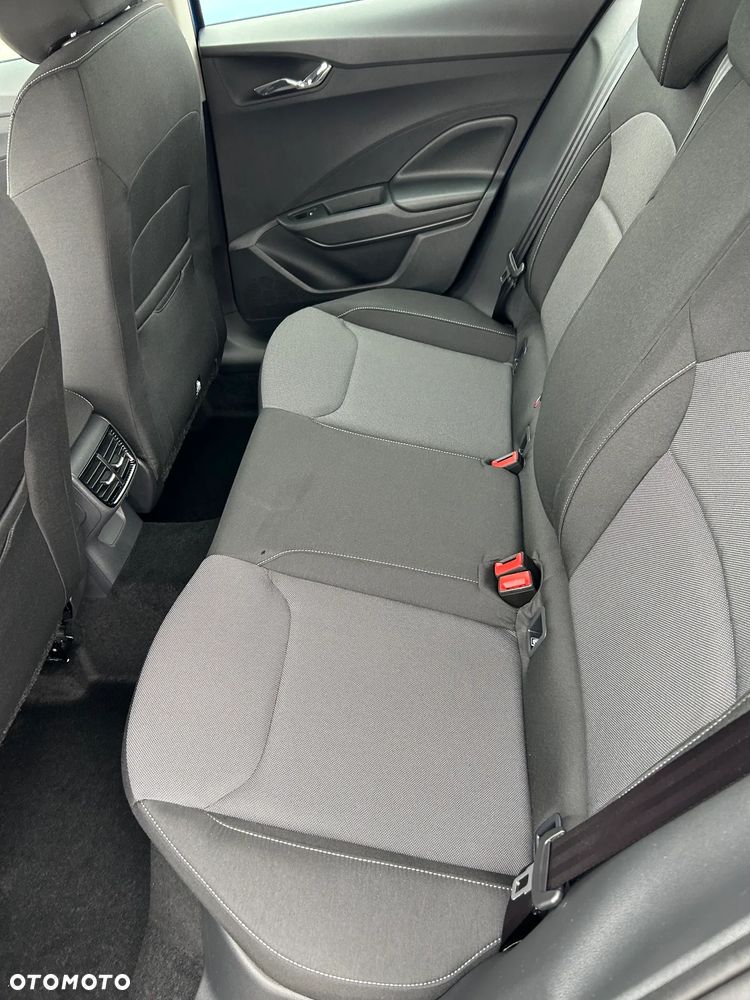 Skoda Fabia 1.0 TSI Drive DSG - 12