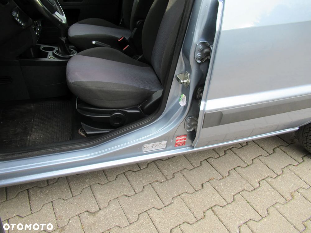 Ford Fusion 1.4 + - 13