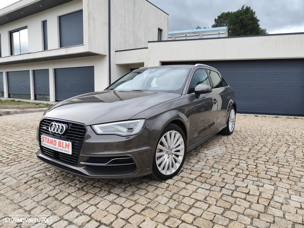 Audi A3 Sportback e-tron 1.4 TFSI S-line S tronic - 1