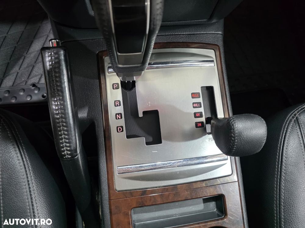 Mitsubishi Pajero 3.2 DI-D Instyle - 12