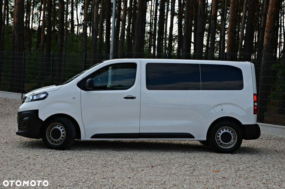 Opel Vivaro Kombi Long 2,8t Enjoy - 17