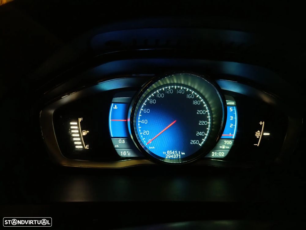 Volvo S60 1.6 D2 R-Design - 7