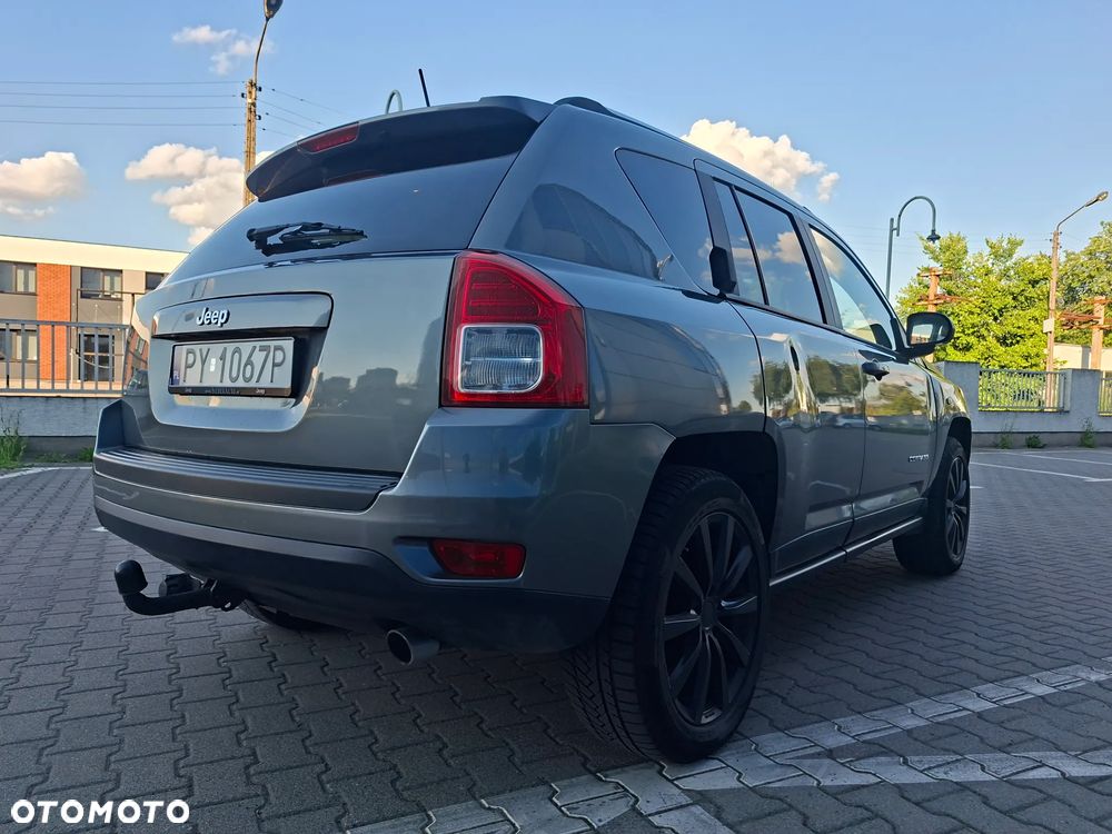 Jeep Compass - 22
