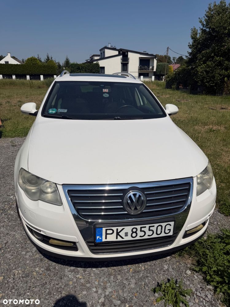 Volkswagen Passat - 4