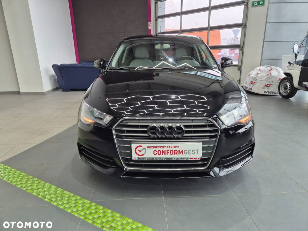 Audi A1 Sportback 1.6 TDI Attraction - 4