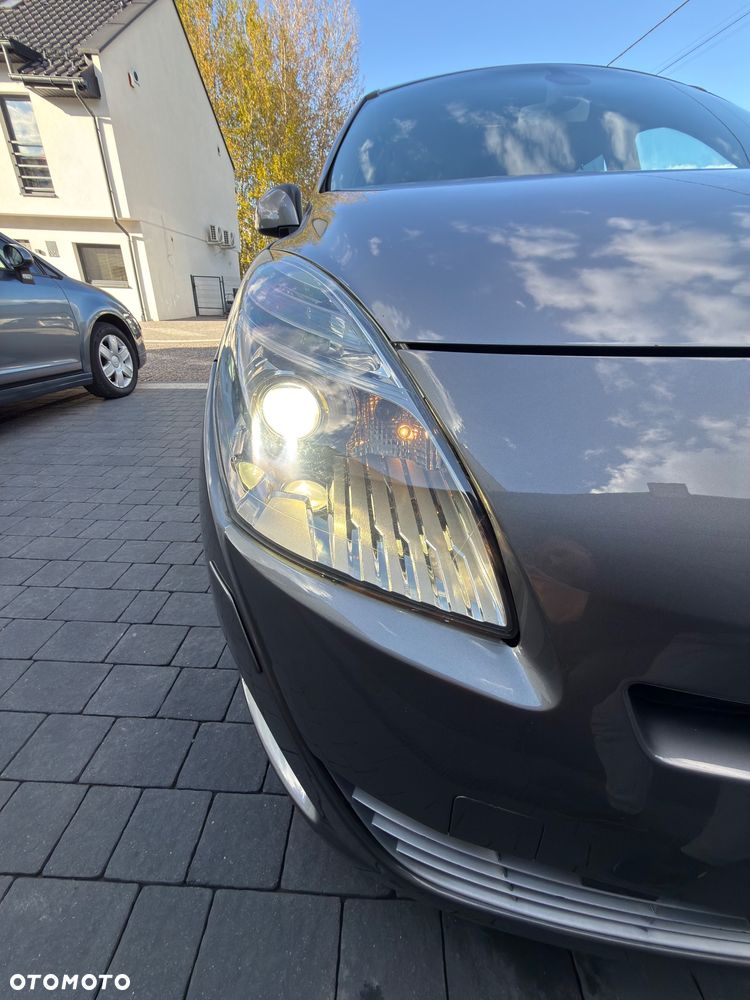 Renault Scenic 2.0 16V Expression - 12