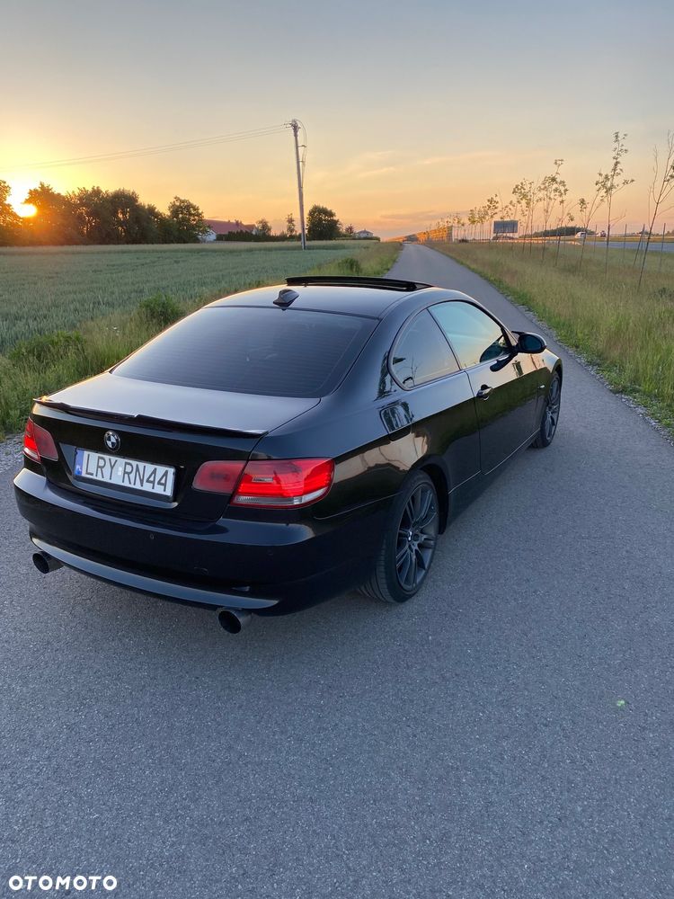 BMW Seria 3 320d - 10