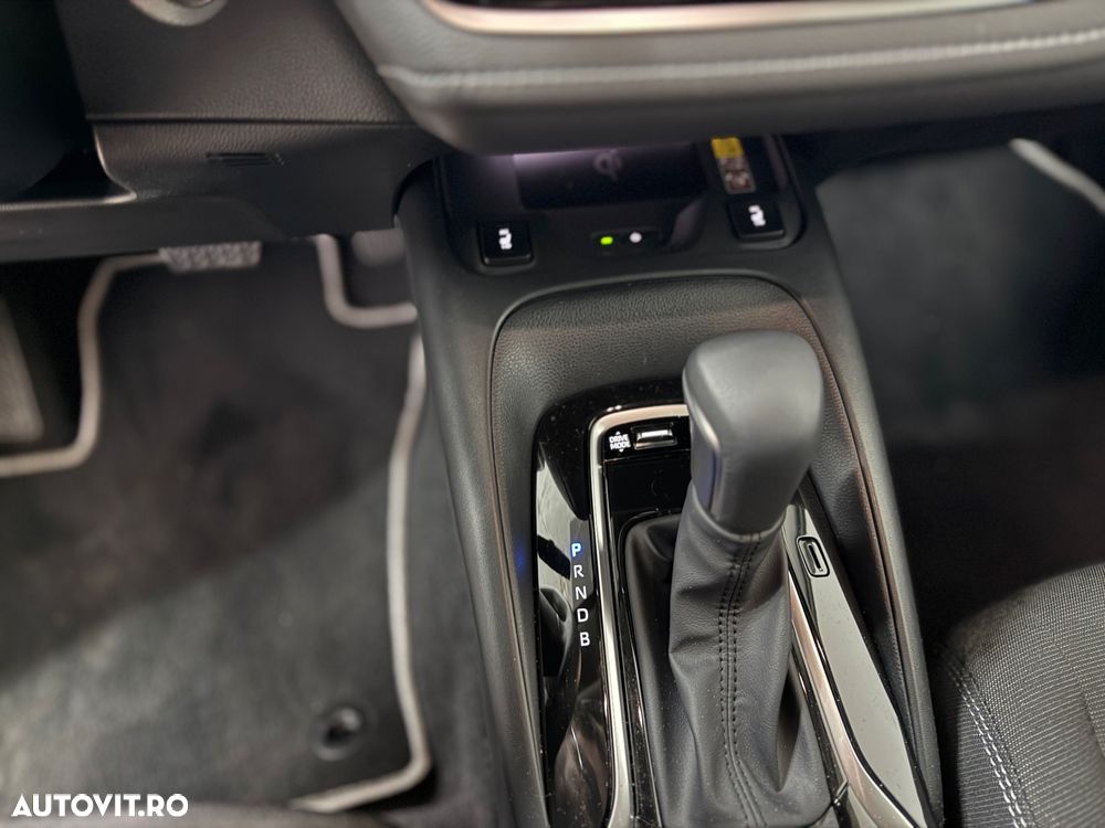 Toyota Corolla 1.8 HEV Dynamic - 15