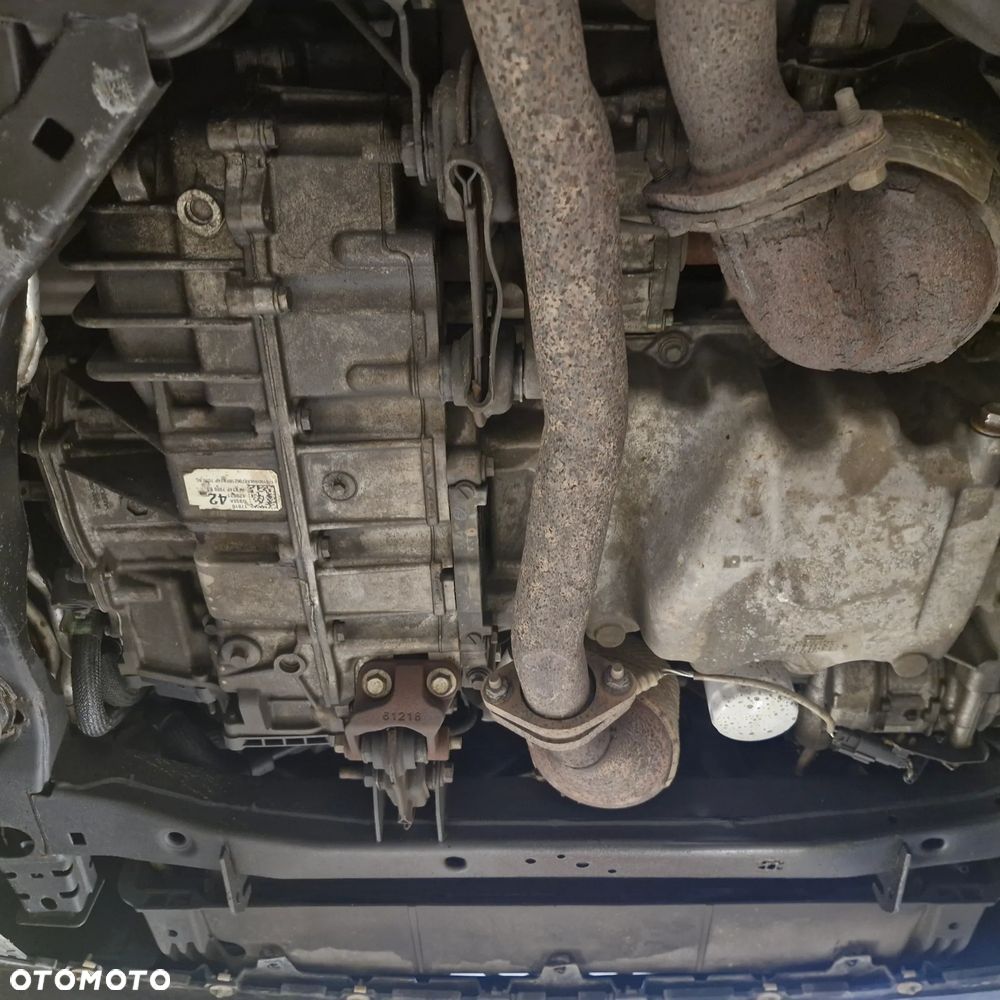 Ford Explorer - 36