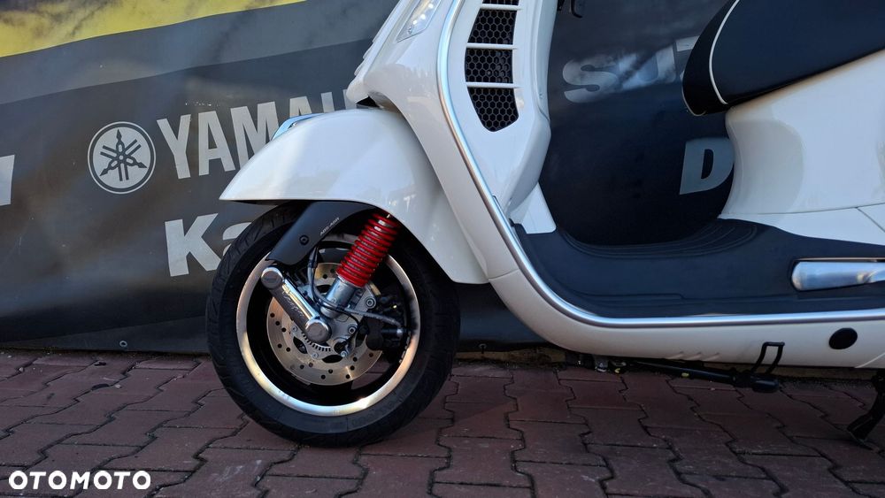Piaggio Vespa - 14