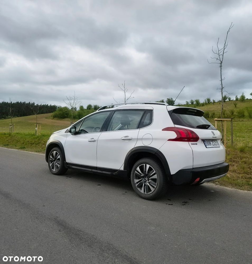Peugeot 2008 PureTech 82 Urban Move - 4