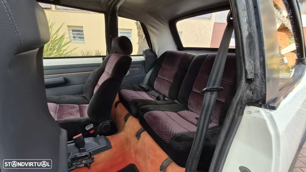 Peugeot 205 Cabrio 1.6 CTI - 12