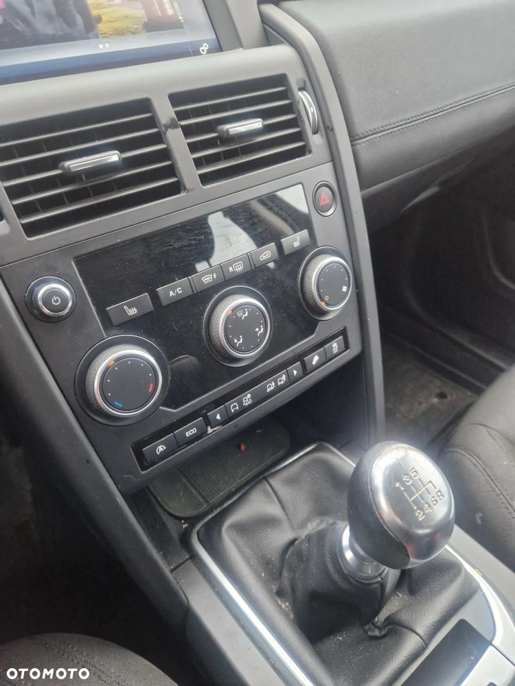 Land Rover Discovery Sport ver-2-0-d150 - 13
