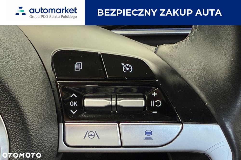 Hyundai Elantra 1.6 Executive CVT - 17