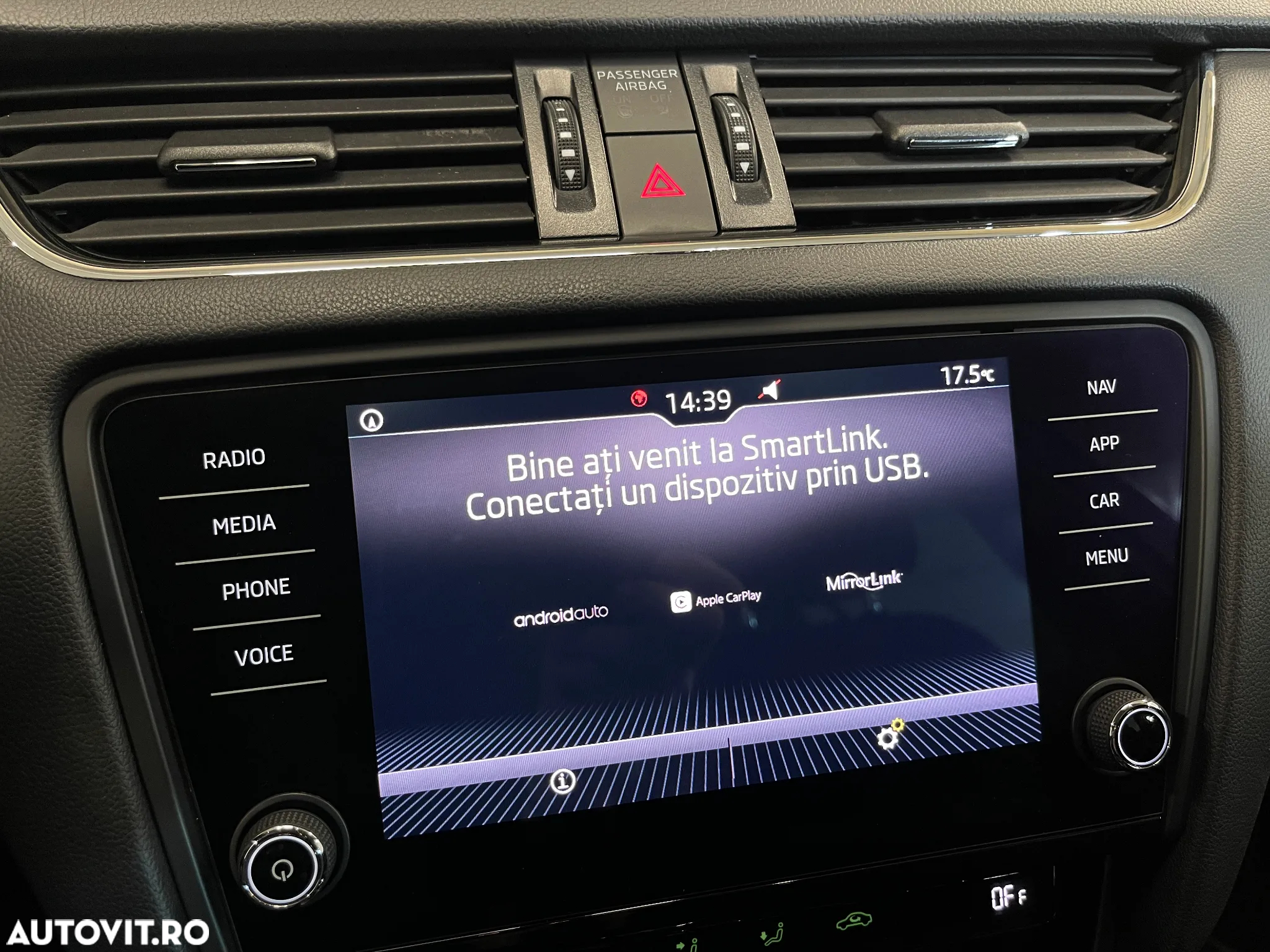 Skoda Octavia Combi 2.0 TDI DSG Style - 16