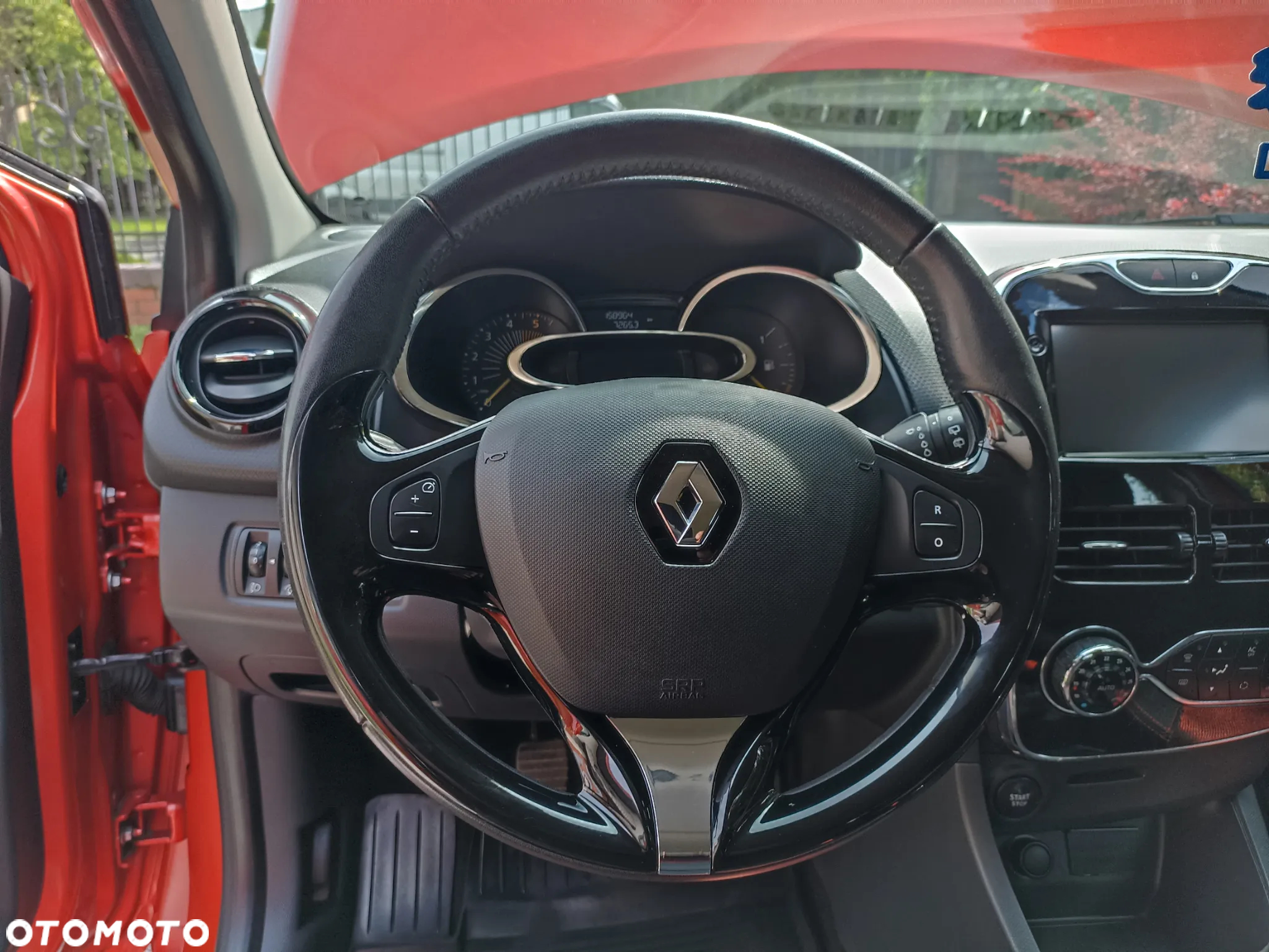 Renault Clio - 17