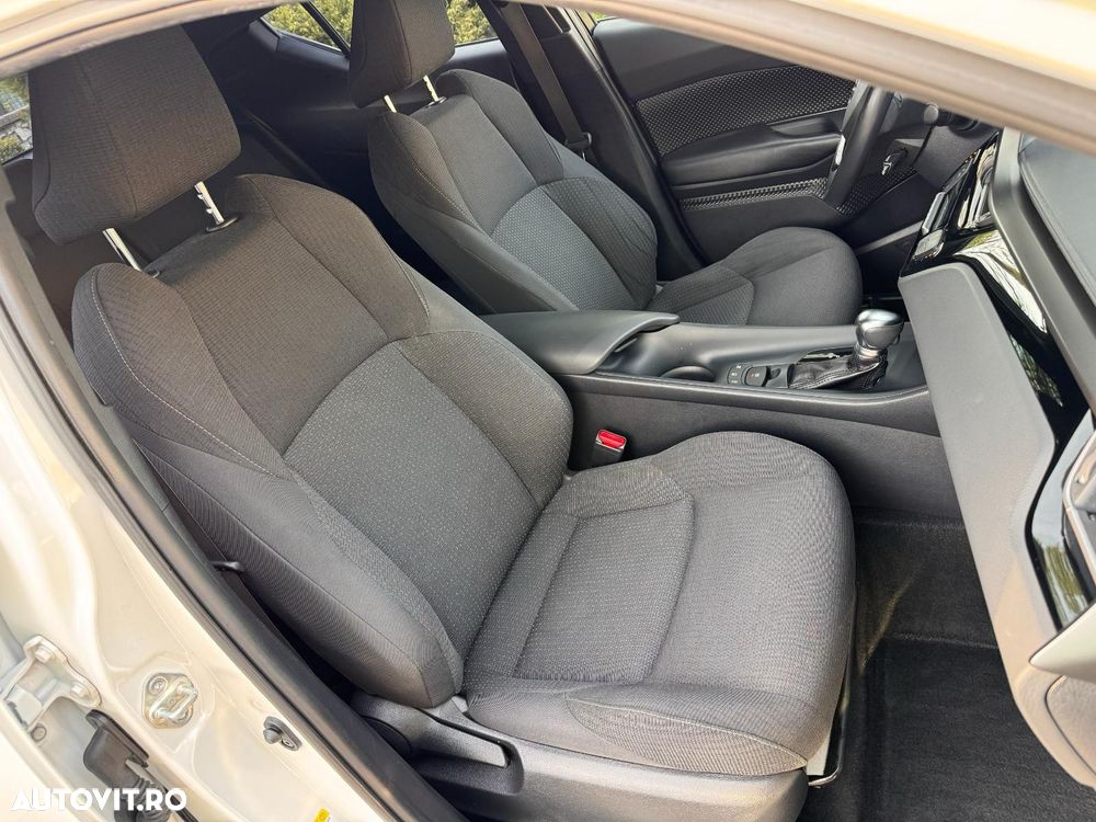Toyota C-HR 1.8 HSD 122 CP 4x2 CVT Style - 17