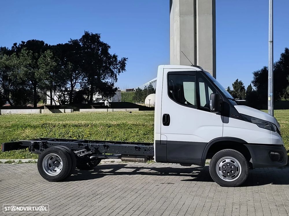 Iveco Daily 3.0 160 cv 35 - 160 - 3