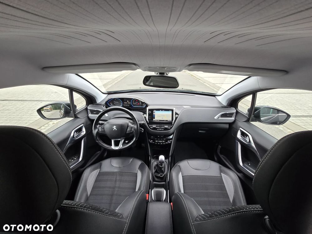 Peugeot 2008 BlueHDi FAP 120 STOP & START GT-Line Edition - 13