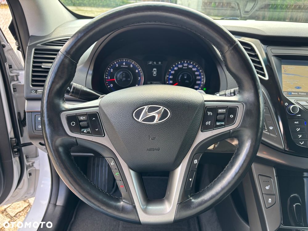Hyundai i40 Kombi 2.0 Automatik Family+ - 32
