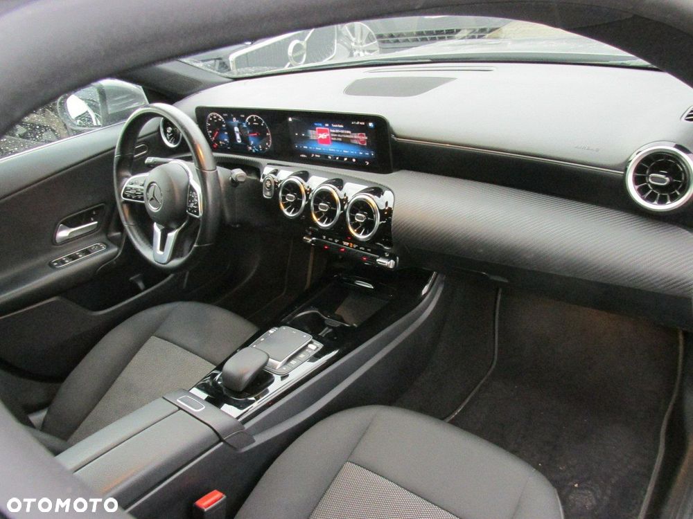 Mercedes-Benz CLA 200 d 8G-DCT Edition 2022 - 6
