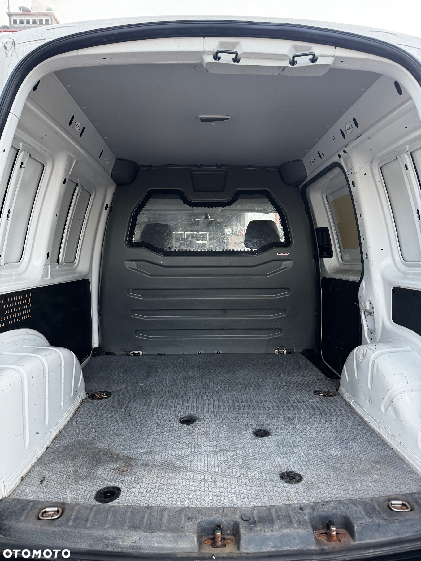 Volkswagen CADDY IV 1.4 benzyna 110KM LPG 6 biegów - 15