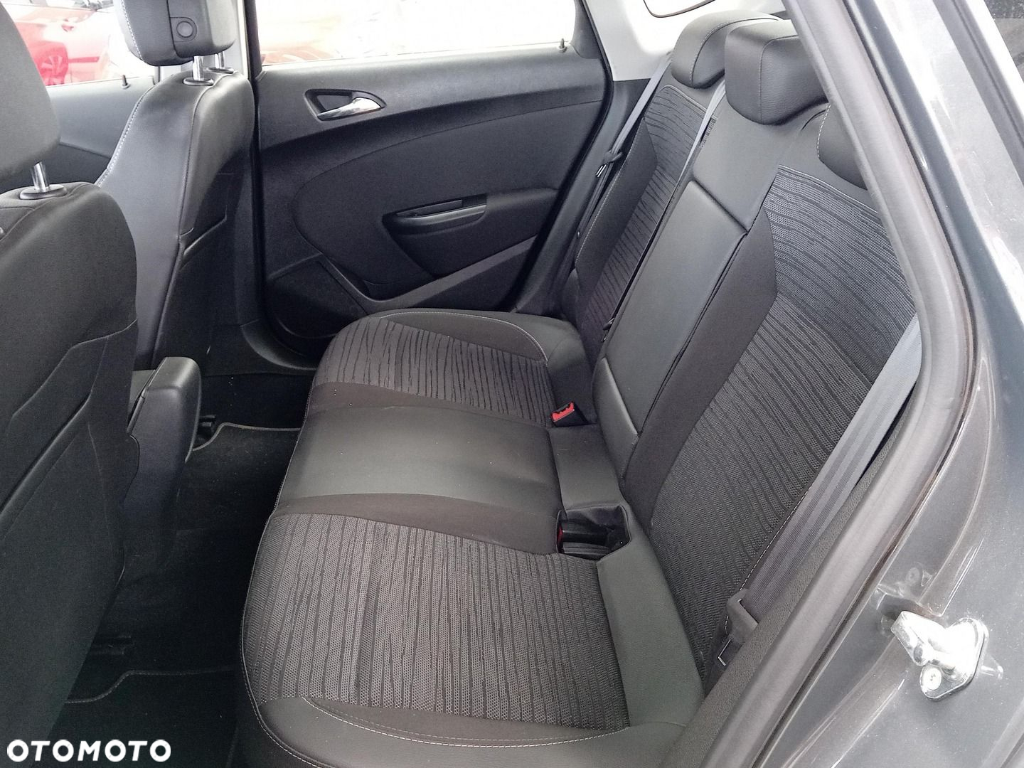 Opel Astra - 14