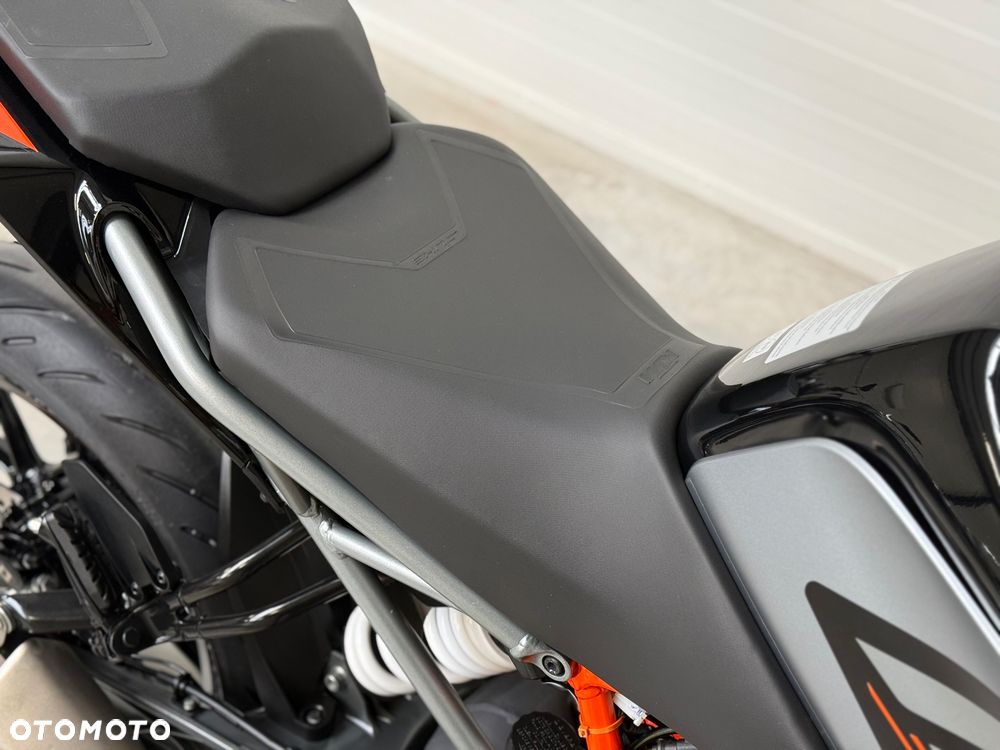 KTM Duke - 16