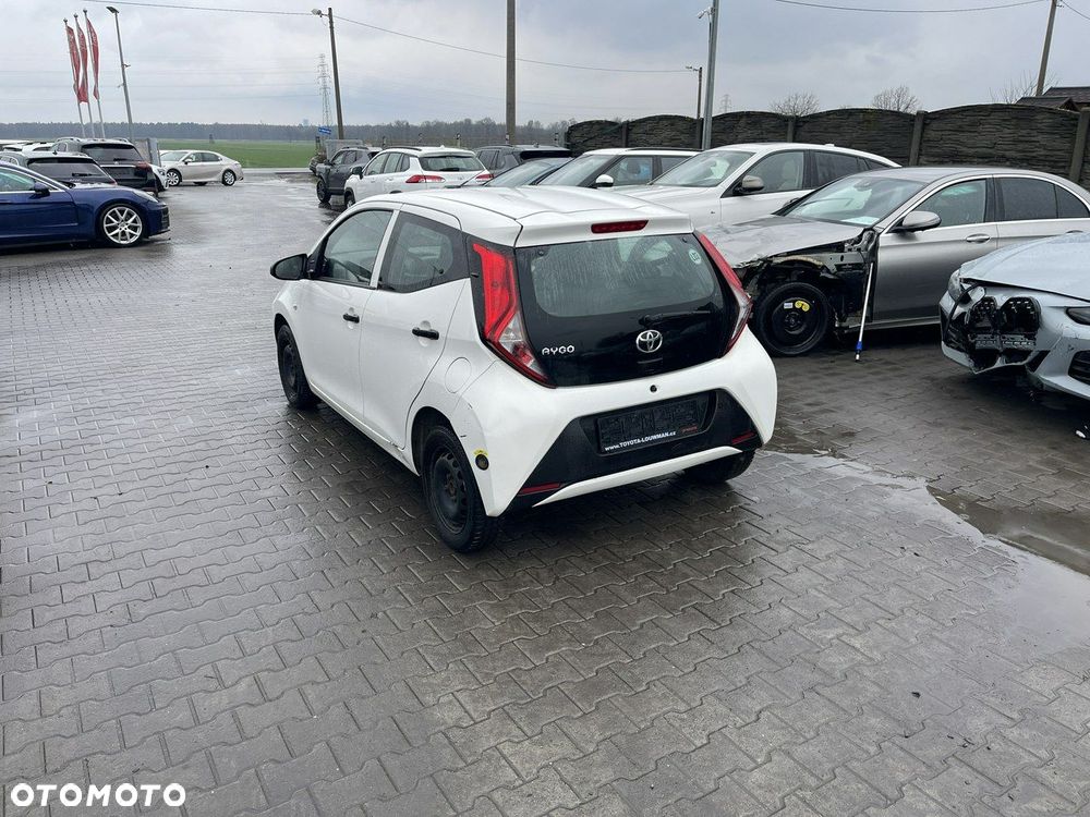 Toyota Aygo 1.0 VVT-i Color Edition - 2