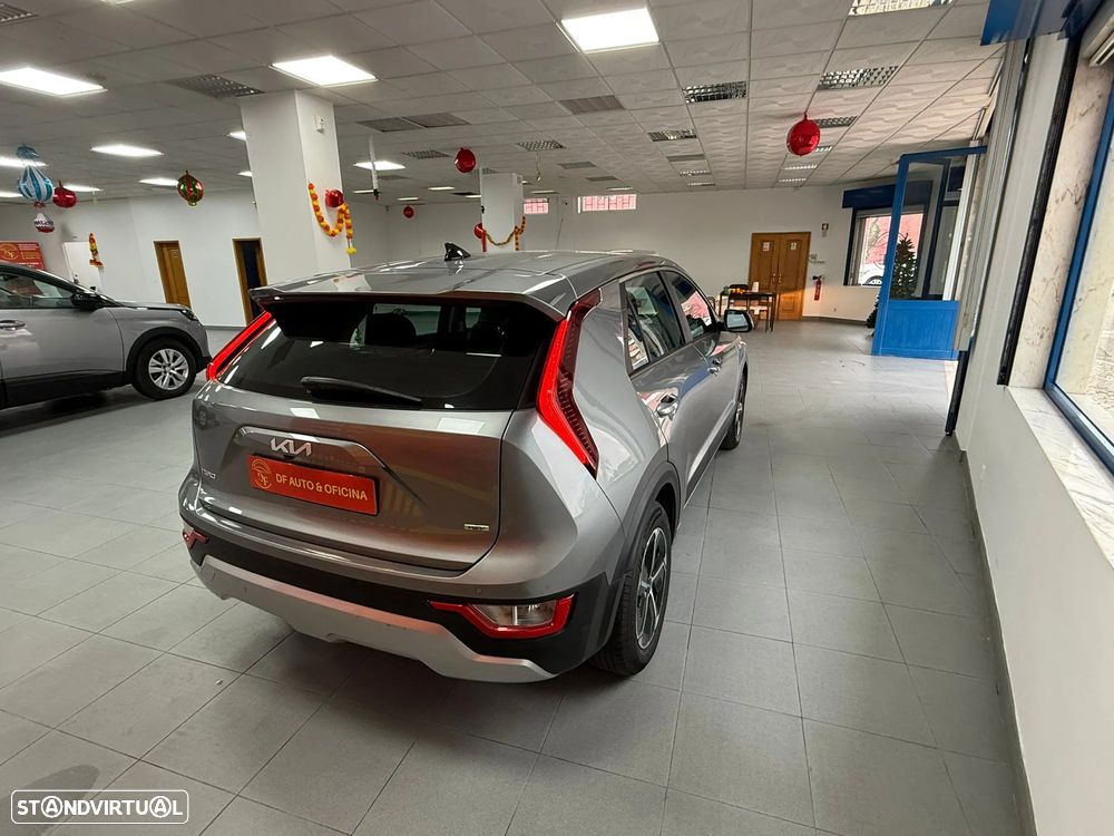 Kia Niro 1.6 GDi HEV - 9