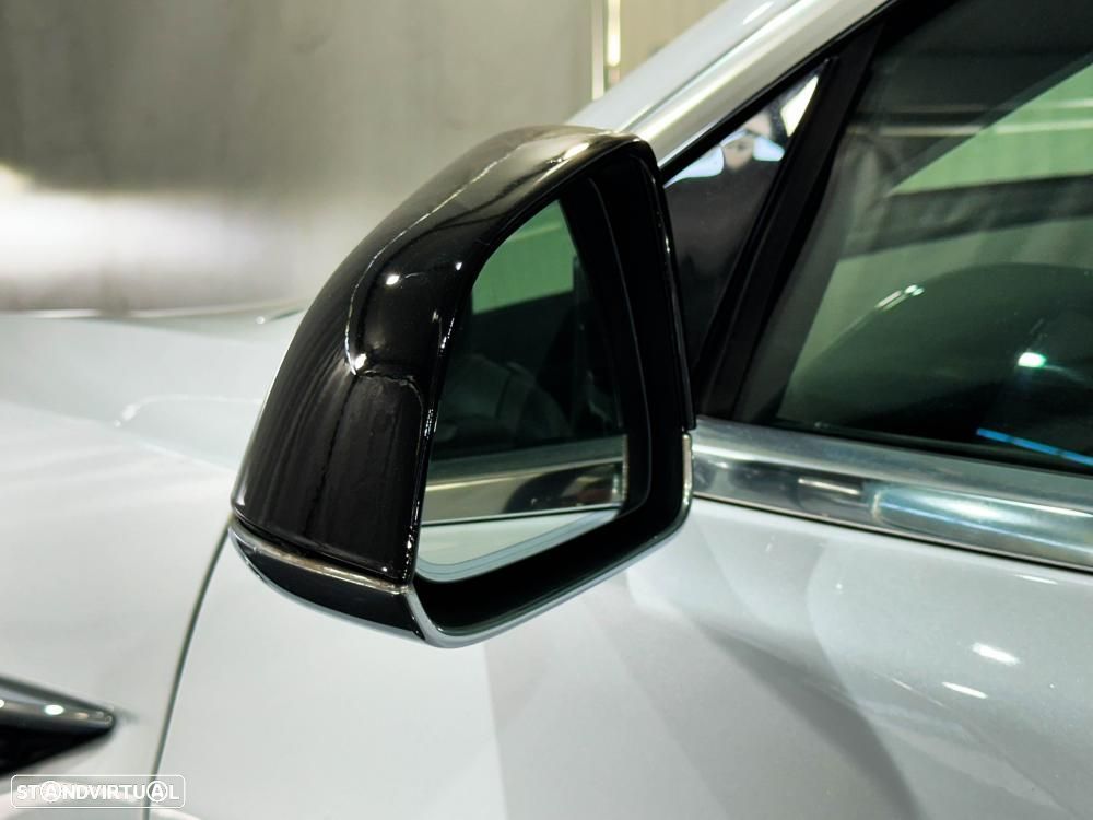 Tesla Model 3 Long-Range Dual Motor AWD - 17