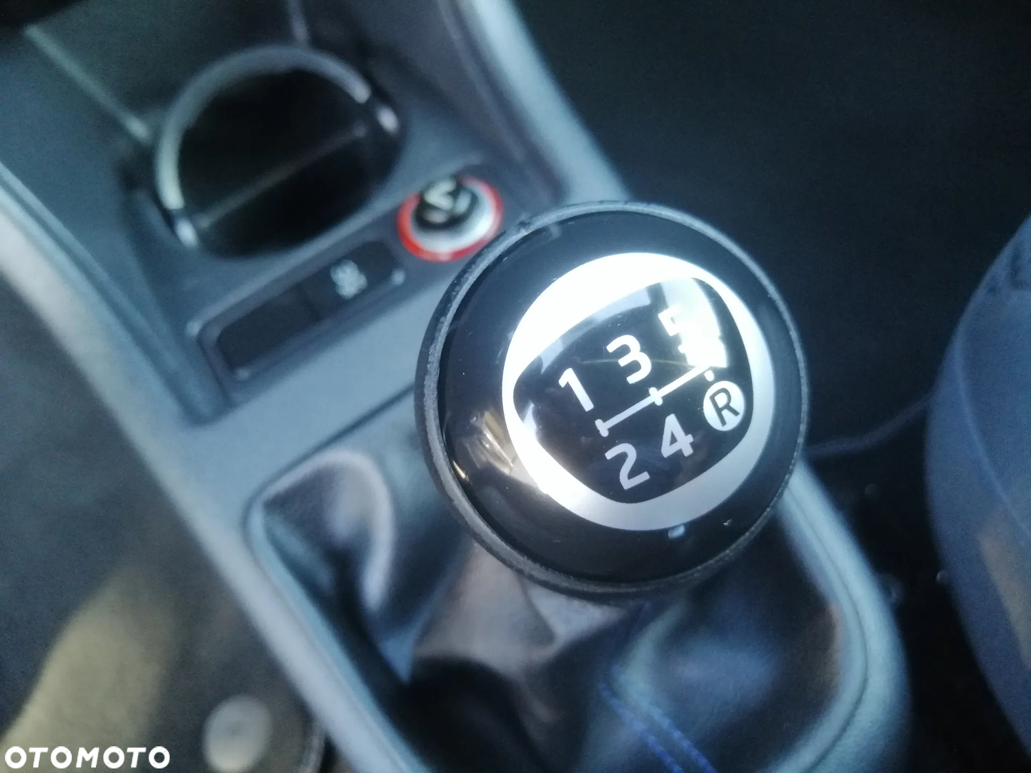 Volkswagen up! club - 18