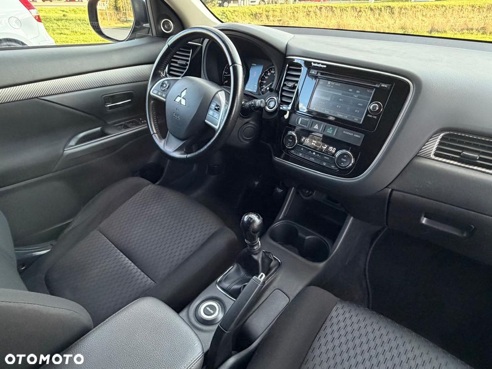 Mitsubishi Outlander 2.2 DI-D 4WD Top - 7