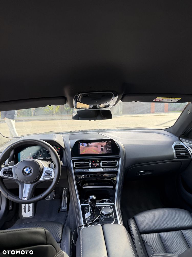 BMW Seria 8 - 7