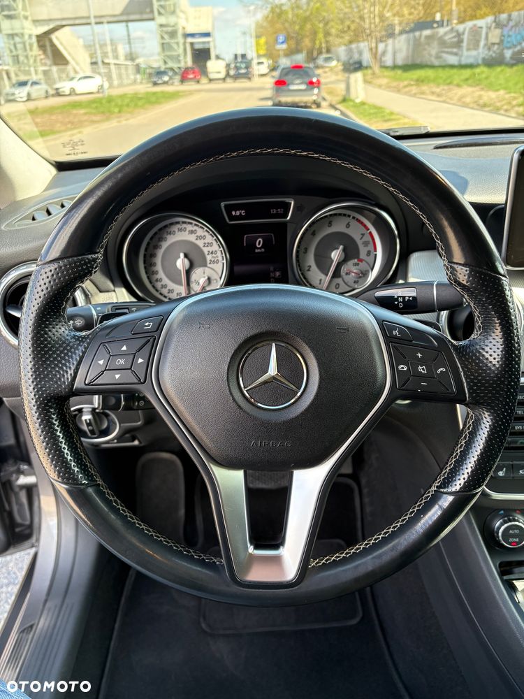 Mercedes-Benz GLA 250 4-Matic - 3