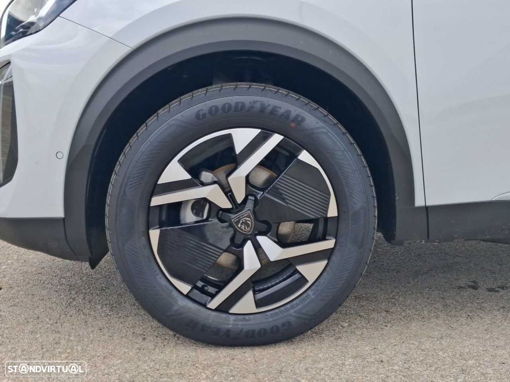 Peugeot 2008 1.2 PureTech Allure - 11