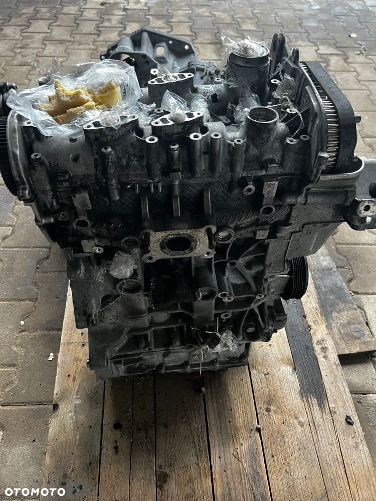 SKODA OCTAVIA III AUDI SŁUPEK 1.4 TSI  04E103023AK - 2