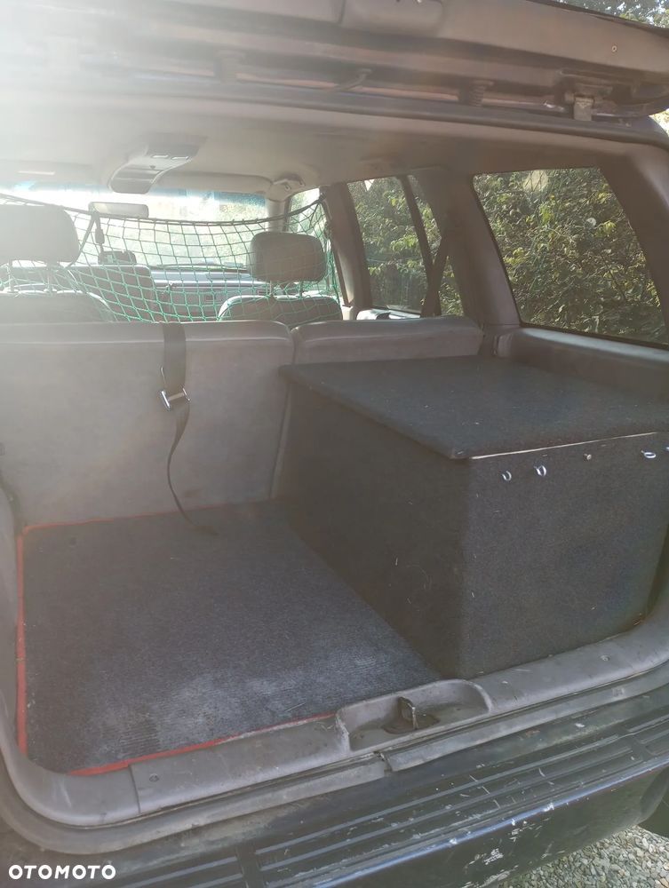 Jeep Grand Cherokee - 27