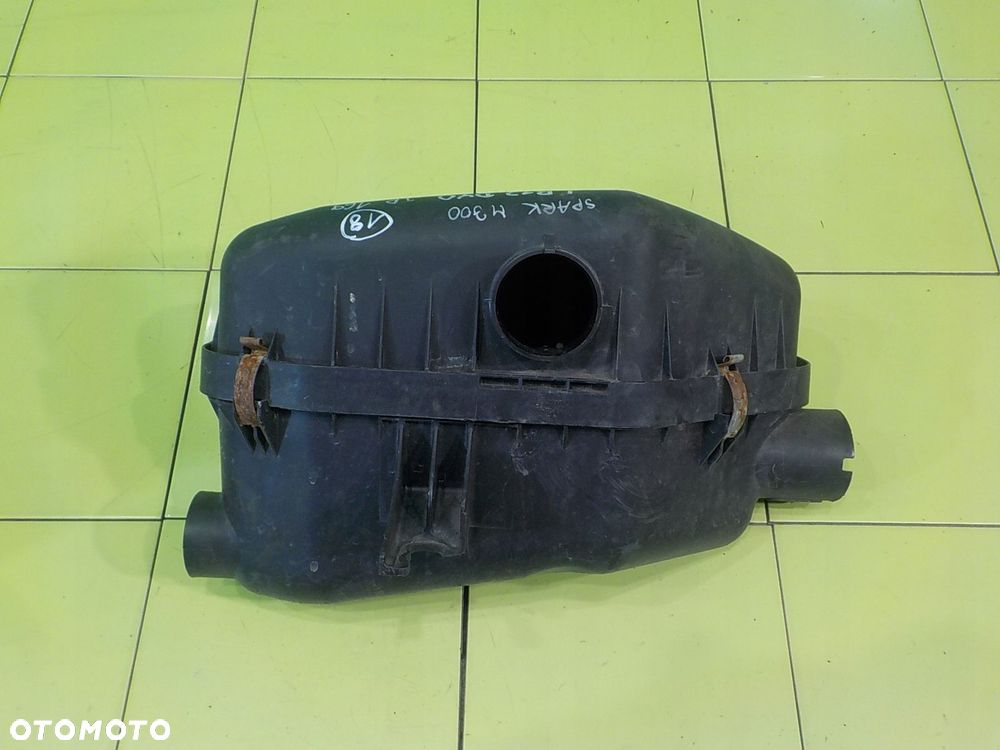 CHEVROLET SPARK M300 II 1.0 B 12r 5D obudowa filtra powietrza 96827721 - 8