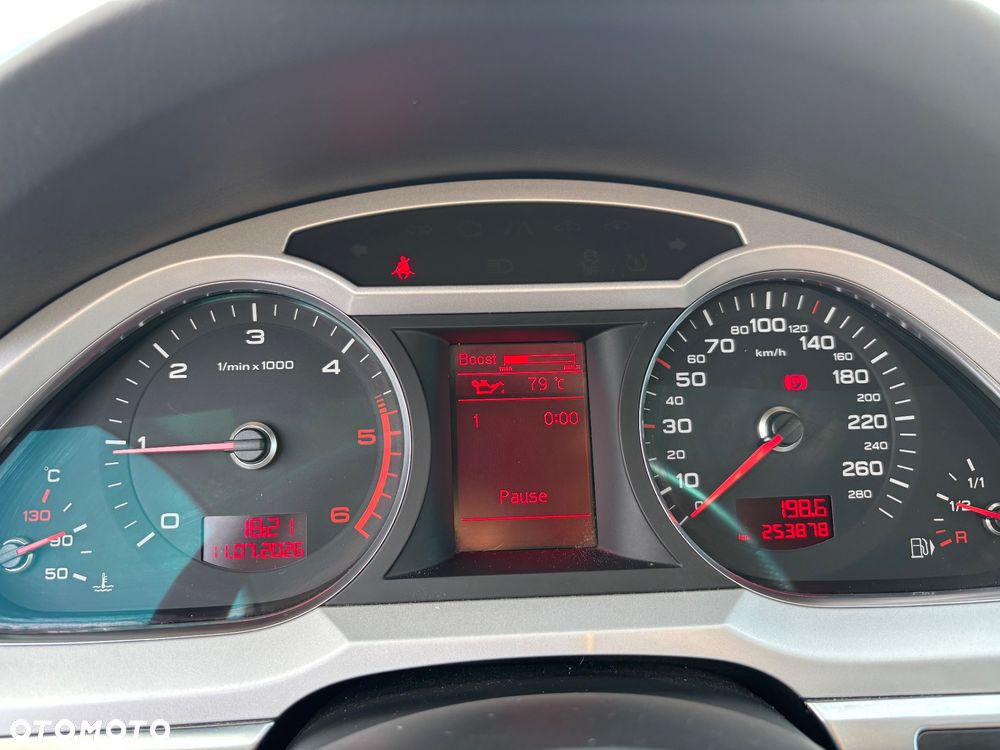 Audi A6 Avant 2.0 TDI - 12