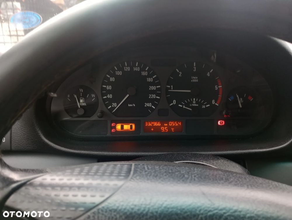 BMW Seria 3 320d - 14