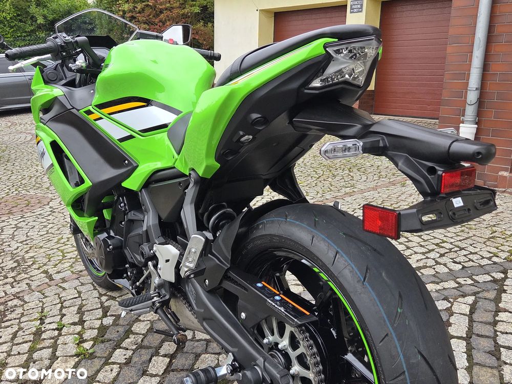 Kawasaki Ninja - 37