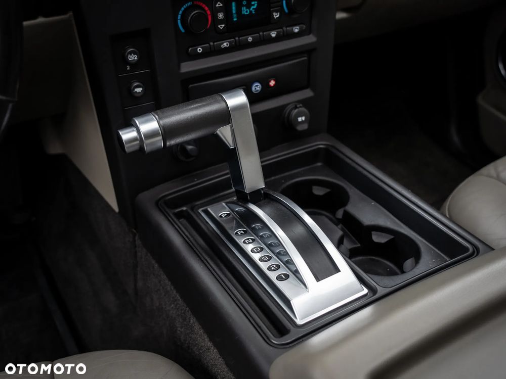Hummer H2 - 25