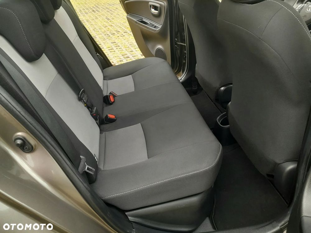 Toyota Yaris Hybrid 1.5 VVT-i Comfort - 11